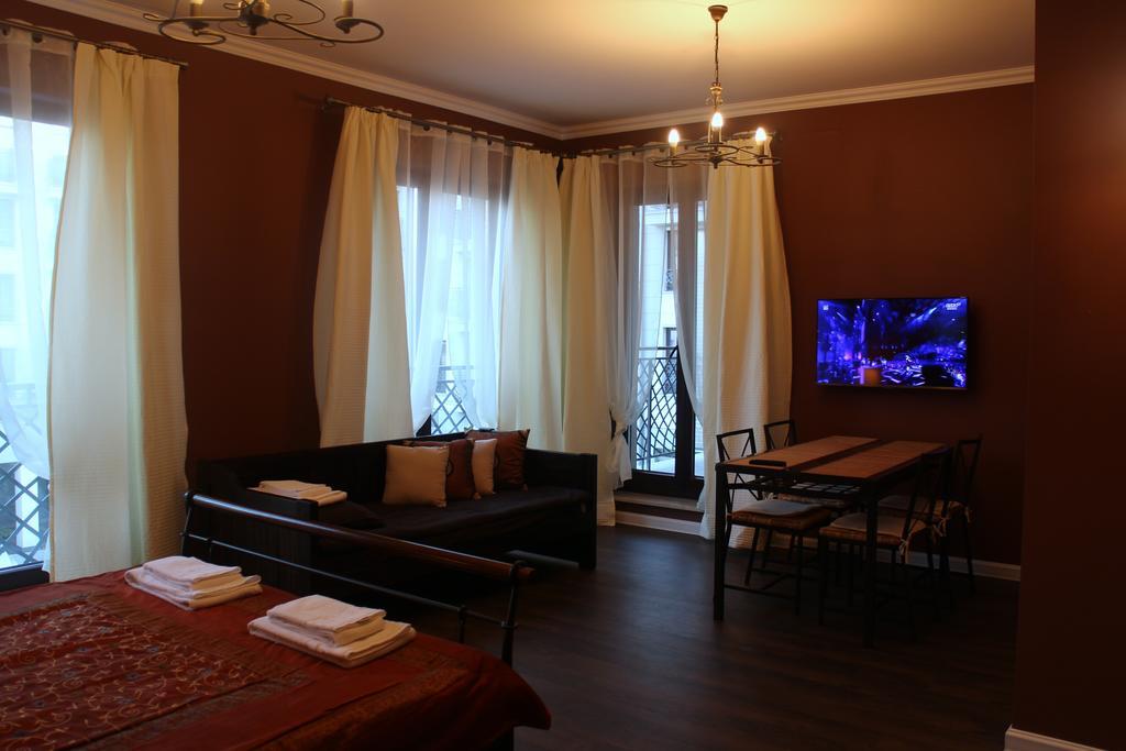 Apartamenty Mlynowa ビャウィストク エクステリア 写真